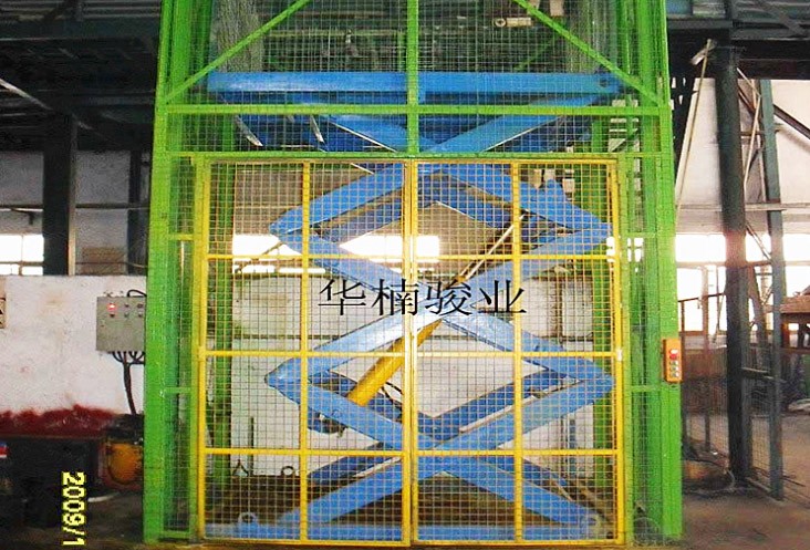 固定液压升降货梯如何更换液压油